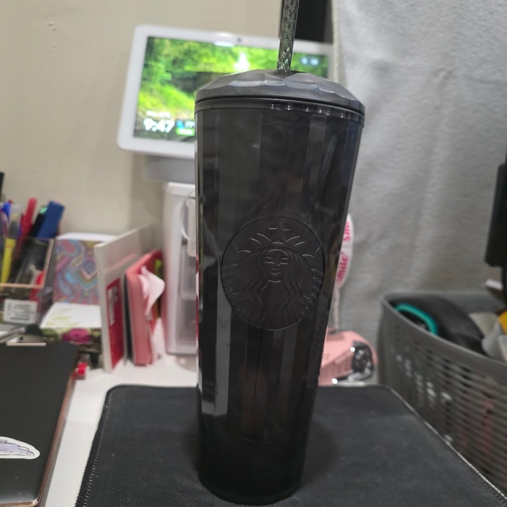 Starbucks Black Faceted Grid Tumbler 24oz Venti Cold Cup Matte Black 011161876